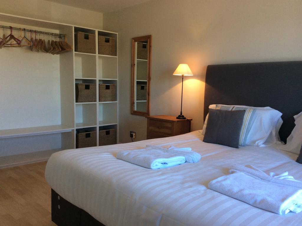 Discovery Bay St Ouen's Exterior photo